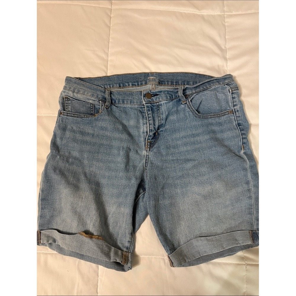 Old Navy Womens Boyfriend Denim Shorts Light Wash Blue Cuffed Size 14 Regular
